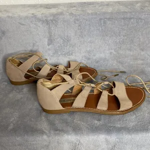 Steve Madden Gabriela Lace Up Gladiator Suede Sandal Taupe Size 7.5 thumbnail 2