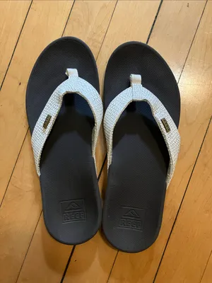 Reef Star Cushion White Metallic Strap and Brown Flip Flops Size 9 thumbnail 4