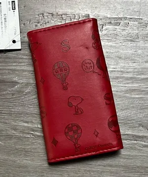 peanuts snoopy red mini wallet key holder thumbnail 3
