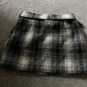 Forever 21 Skirt thumbnail 2