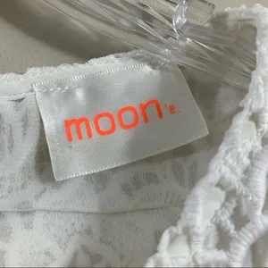 Moon Crochet Overlay Sleeveless Ombre Top thumbnail 2