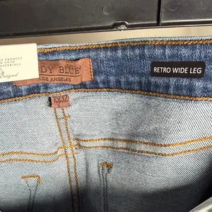 NWT Judy Blue Retro Wide Leg High‎ Waist Raw Hem Jeans size 15 / 32 thumbnail 3