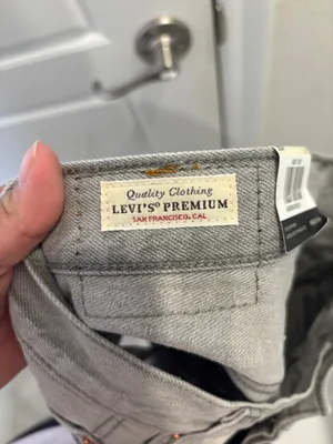 Levi’s Premium 501 Shorts W25 High Rise Gray Denim Cutoff Raw Hem NWT thumbnail 2