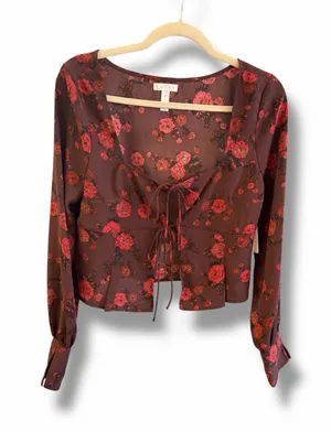Leith Floral‎ Tie-Front Long Sleeve Peplum Top in Burgundy and Red thumbnail 1