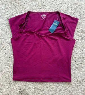 Hollister Top thumbnail 1