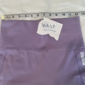 Gymshark szS lavender high waisted leggings w/cutouts & derrière stitching EUC thumbnail 6
