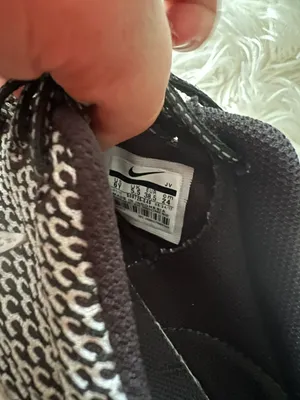 Nike Black And White Rosche thumbnail 4