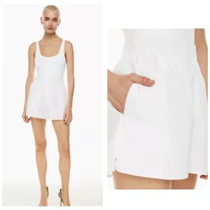 Aritzia Babaton Deakins 3" Shorts Size Medium White Boxer Comfy Casual thumbnail 2