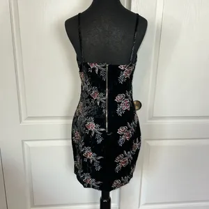 Privy Black Velvet Floral Embroidered Cami Dress thumbnail 2