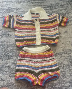 Knit shorts/top set Multiple thumbnail 1
