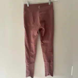 Free People Movement Virgo Mauve Cropped Leggings‎ thumbnail 3