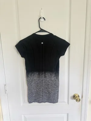 Lululemon Swiftly Tech Short Sleeve Crew thumbnail 3