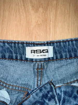 RSQ Low-Rise Baggy Jeans thumbnail 3