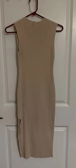 cream Midi dress Tan Size M thumbnail 1