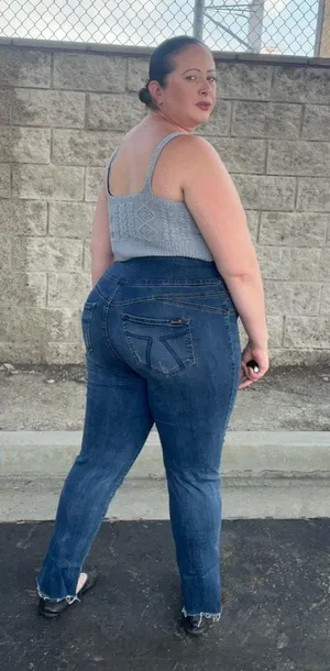Zaful 8 Grey Knitted Cropped Tank Top thumbnail 6