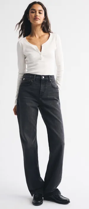 Abercrombie High-Rise 90s Relaxed Jeans thumbnail 1