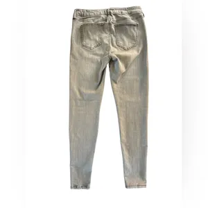 Women's Classic‎ Greyish Green Skinny Jeans thumbnail 2