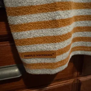Simply Southern Striped Side Button Sweater Size L Camel/Gray Soft Casual Top thumbnail 6