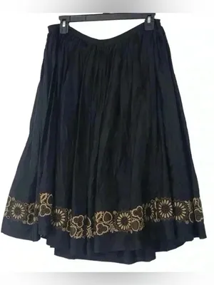 PURE DKNY Silk Pleated Midi Skirt Floral Embroidered Black Womens 6 thumbnail 2