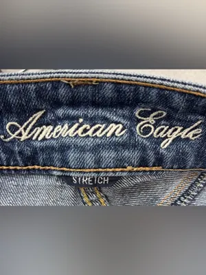 American Eagle Outfitters XL Light Blue Distressed Denim Jean Shorts thumbnail 6