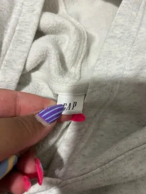 Gap hoodie thumbnail 3