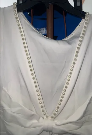 white dress thumbnail 3