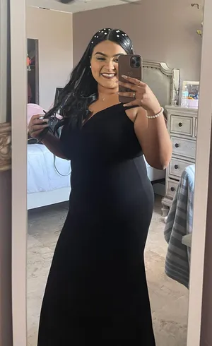 Prom Dress thumbnail 1