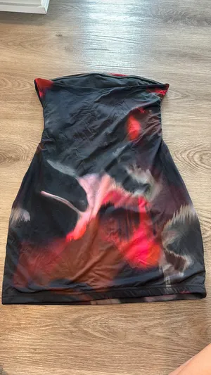 White Fox strapless dress thumbnail 2