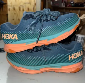 Hoka One One Women’s Torrent 2 Running Shoes Sz 7 thumbnail 1