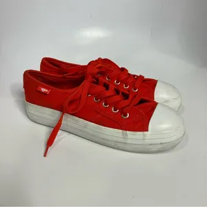 Rocketdog bright red platform Sneakers retro style size‎ 8 thumbnail 3
