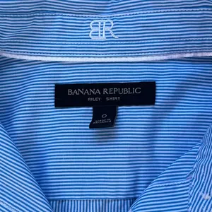 Banana Republic Women's Blue & White Striped Riley Shirt Size 0 thumbnail 4