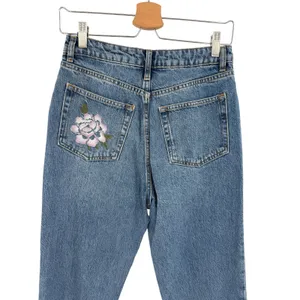 Reformation Cynthia High Rise Straight Jeans Fauna Floral Embroidered Size 28 thumbnail 9
