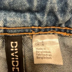 Divided H&M Overall Shorts Denim thumbnail 3