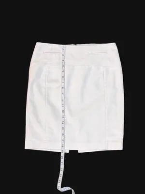 Express White Pencil Skirt with back Zipper Closure & Slit Size: 2 thumbnail 4