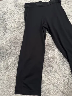 Nike Black Capri Dri-Fit Performance Leggings with Logo Waistband (XS) thumbnail 3