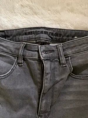 American Eagle Outfitters thumbnail 2