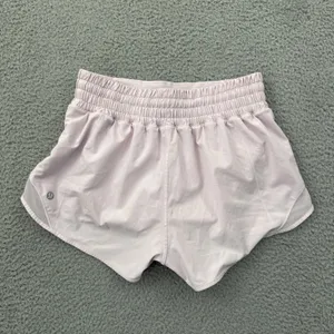 Lululemon Hotty Hot Shorts High Rise 2.5" Flush Pink Athletic Athleisure Women 4 thumbnail 2