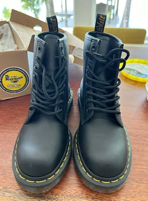 Black Size 5 thumbnail 1