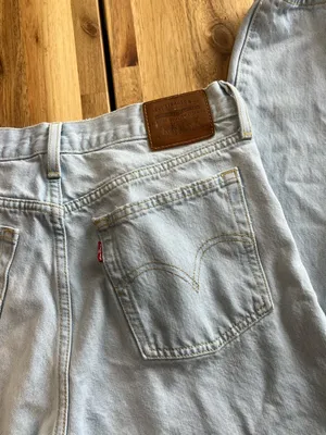Levi’s Wedgie Fit Light Wash High Rise Jeans Women’s 28 thumbnail 9