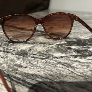 Tortoise Shell Sunglasses Brown thumbnail 7