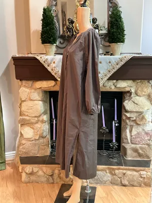Anthropologie Sundry Taupe Long-Sleeve Button Henley Maxi Dress thumbnail 5