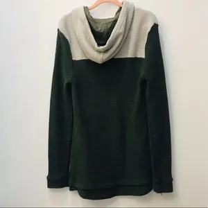 Woman’s Boho Earth Bound green sweatshirt Medium thumbnail 7
