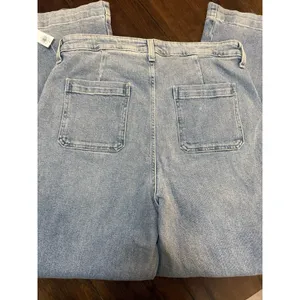 Old Navy Sky-Hi Wide Leg Jeans Extra High Rise Medium Wash Blue Size 14 NEW thumbnail 2
