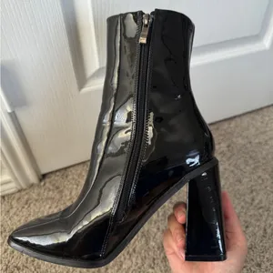 Nasty Gal Going Out Glossy Black Heeled Boots thumbnail 6