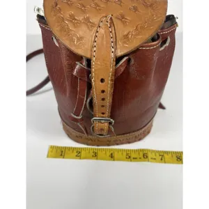 Vintage Women’s Brown/Tan Tooled Leather Backpack Bucket Bag, El Salvador thumbnail 12