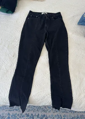 Abercrombie Curve Love Split-hem Jean thumbnail 3