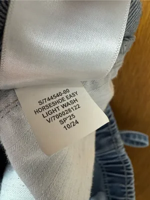 Gap Mid Rise UltraSoft Easy Horseshoe Jeans Drawstring Light Wash Blue Small thumbnail 9