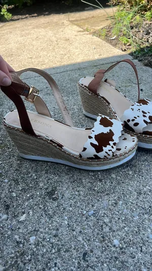 Brown Cow wedge heels thumbnail 2
