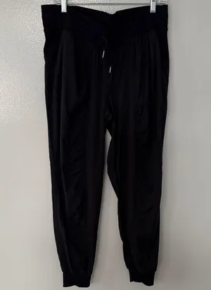 Lululemon Women's Black Jogger Pants Size 12 Exercise Workout thumbnail 1