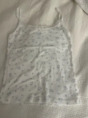 Brandy Melville Top thumbnail 1